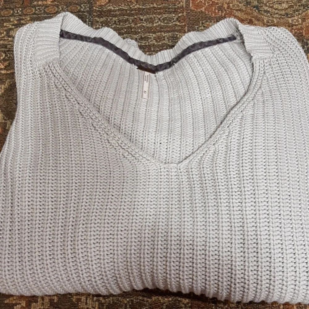 Free People Oversized Crop Sweater Size Medium Light Gray